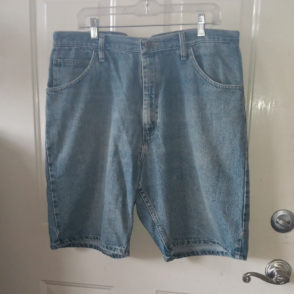 Wrangler Men's Light Blue Jean Shorts